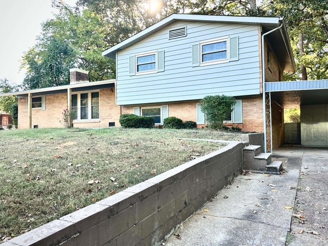 2237 Randolph St