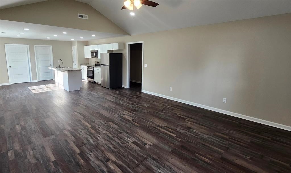 251 Trimble Dr