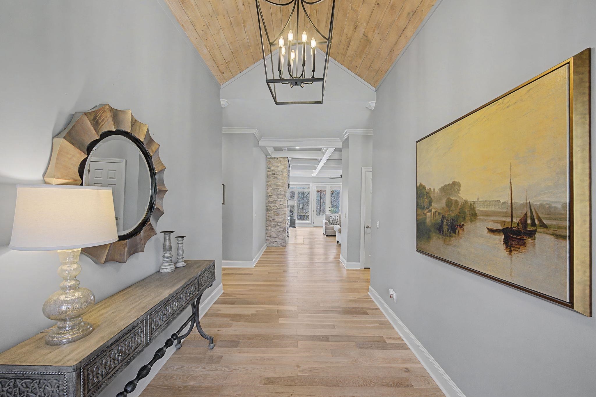 Florence, Alabama, 35634, United States, 3 Bedrooms Bedrooms, ,4 BathroomsBathrooms,Residential,Active,2022990