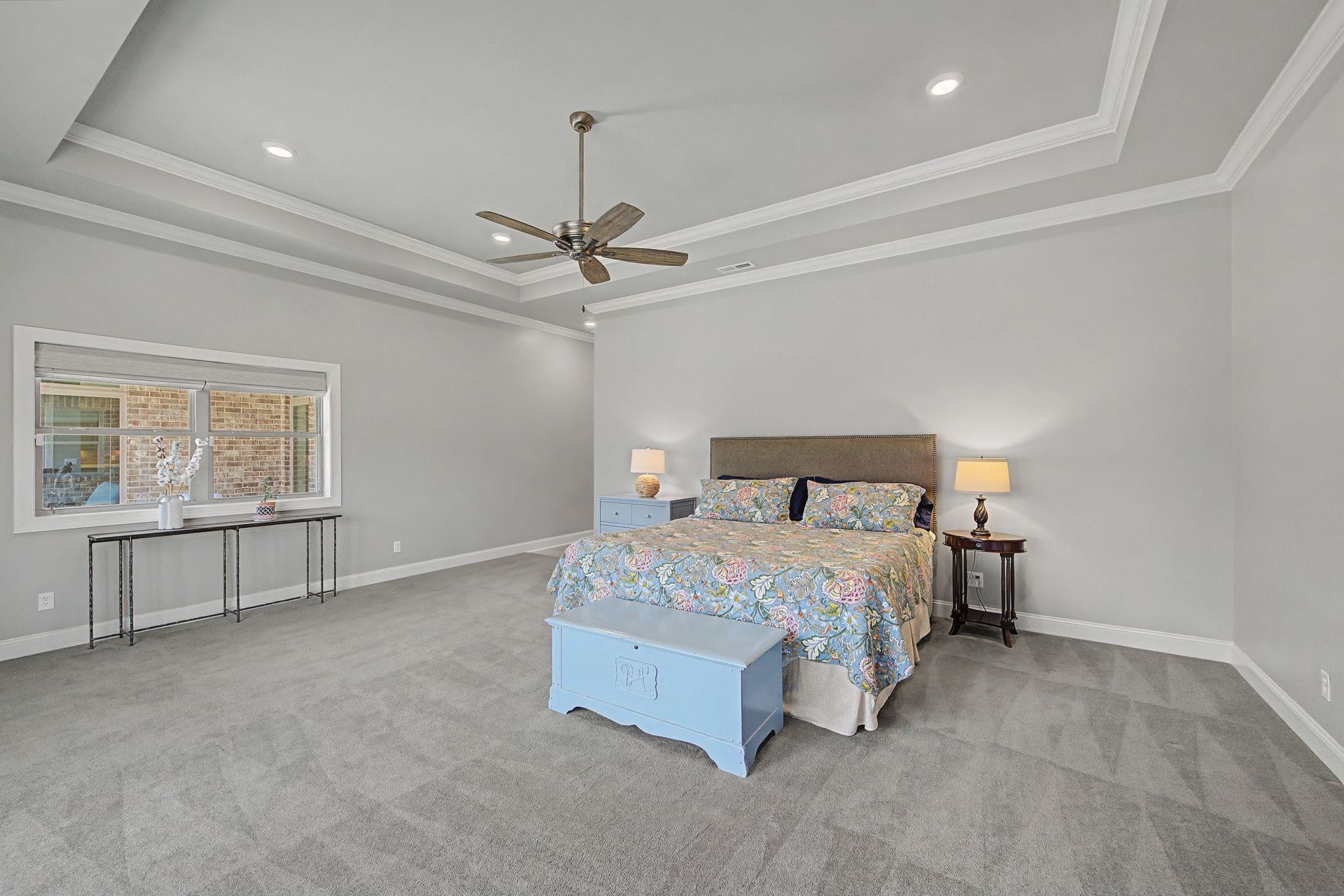 Florence, Alabama, 35634, United States, 3 Bedrooms Bedrooms, ,4 BathroomsBathrooms,Residential,Active,2022990