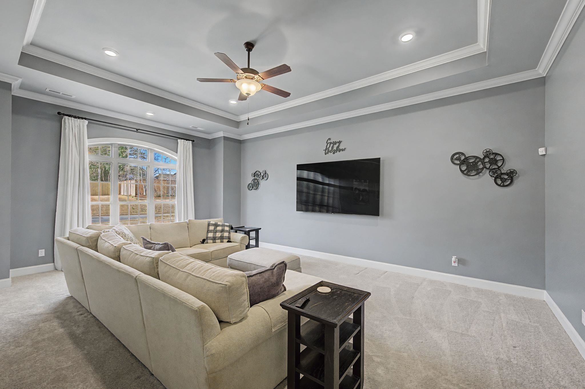 Florence, Alabama, 35634, United States, 3 Bedrooms Bedrooms, ,4 BathroomsBathrooms,Residential,Active,2022990