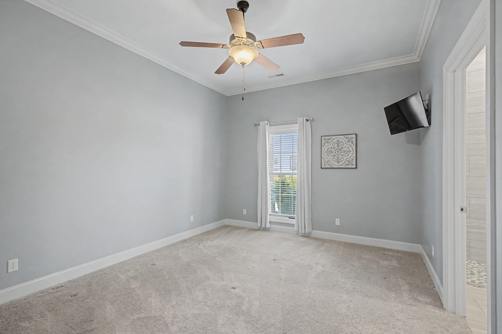 Florence, Alabama, 35634, United States, 3 Bedrooms Bedrooms, ,4 BathroomsBathrooms,Residential,Active,2022990
