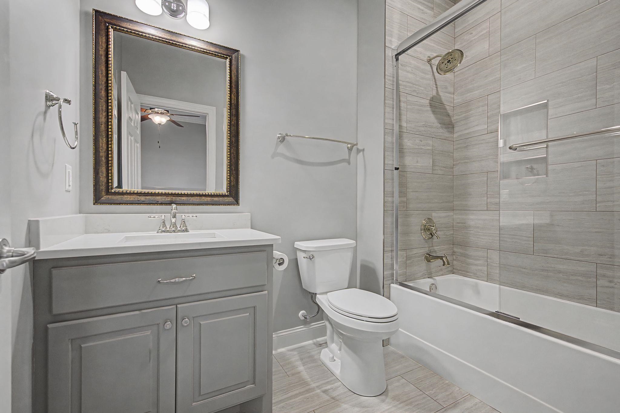 Florence, Alabama, 35634, United States, 3 Bedrooms Bedrooms, ,4 BathroomsBathrooms,Residential,Active,2022990