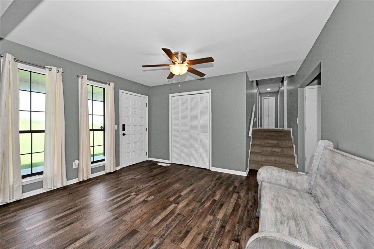 5566 Holly Pond Rd