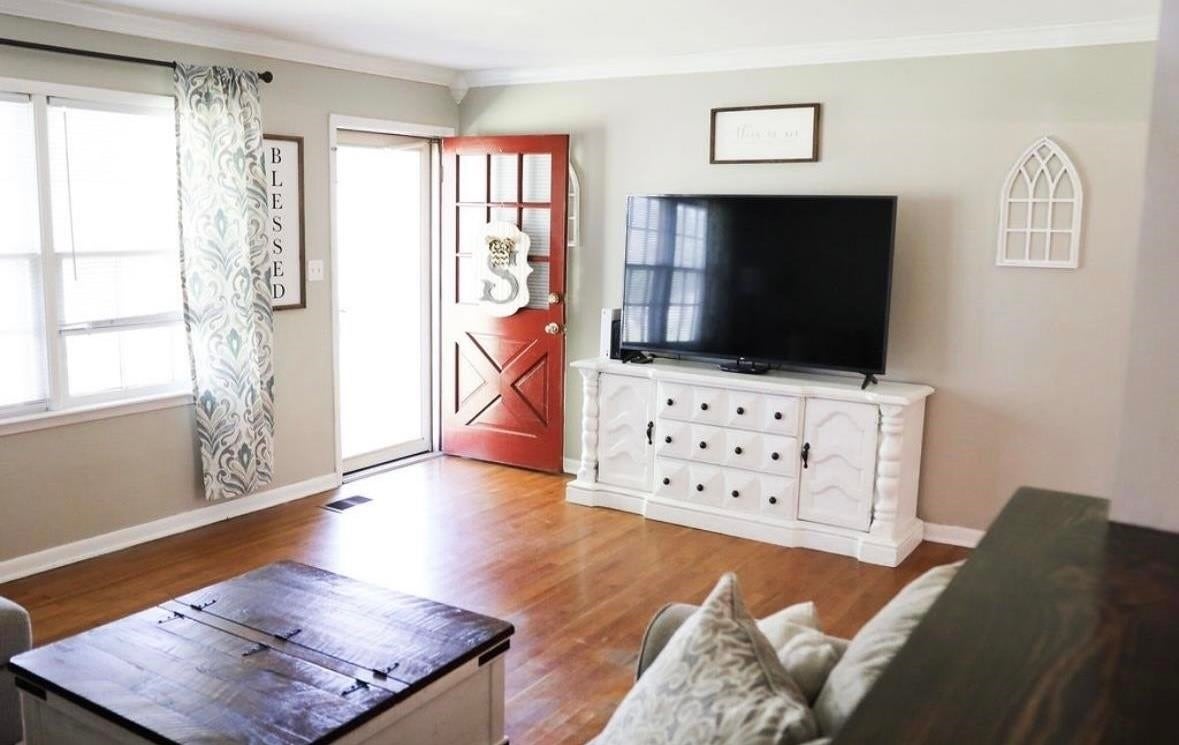 1911 Liberty Ave NW - Photo 3