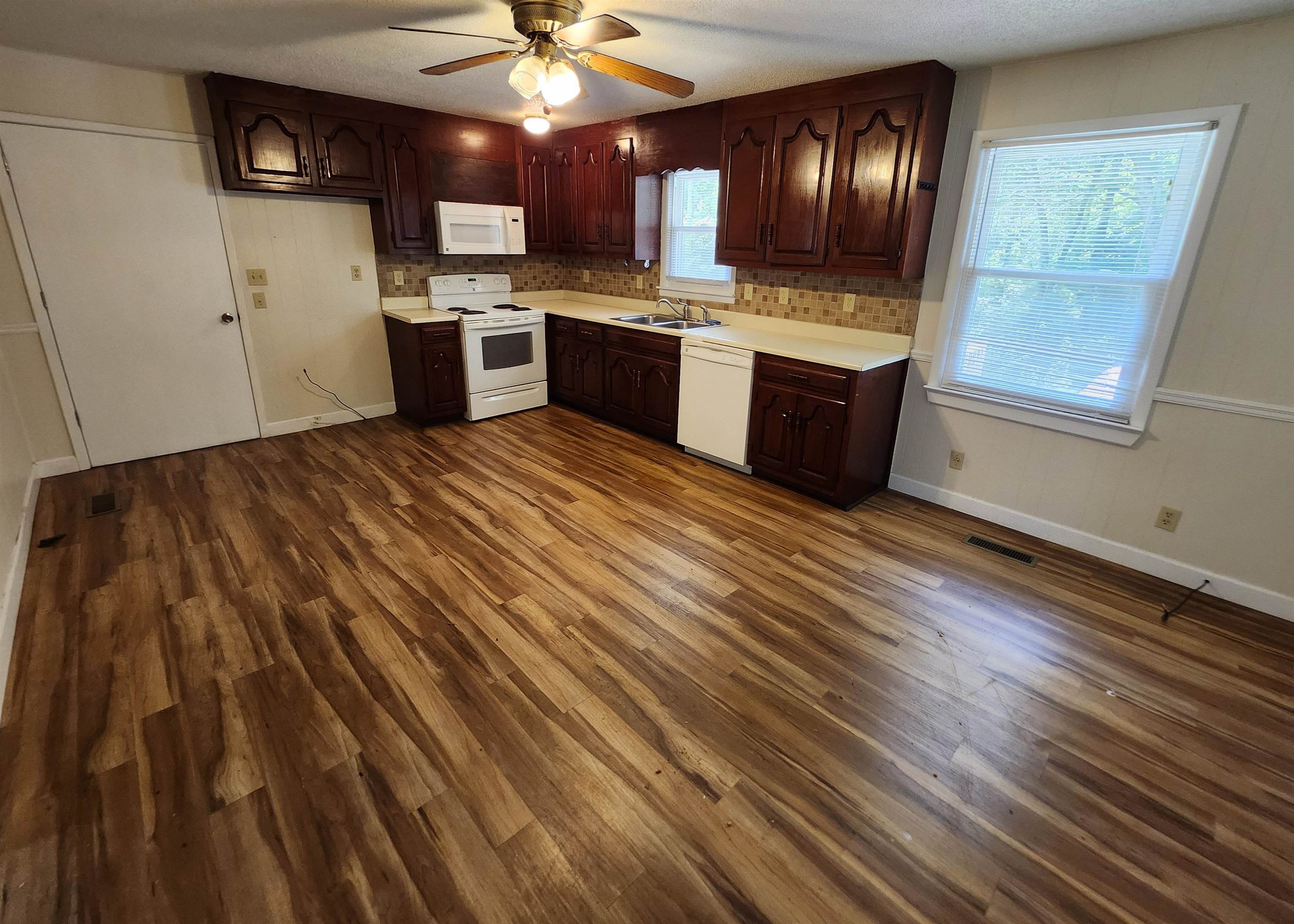 1546 Willow St SW