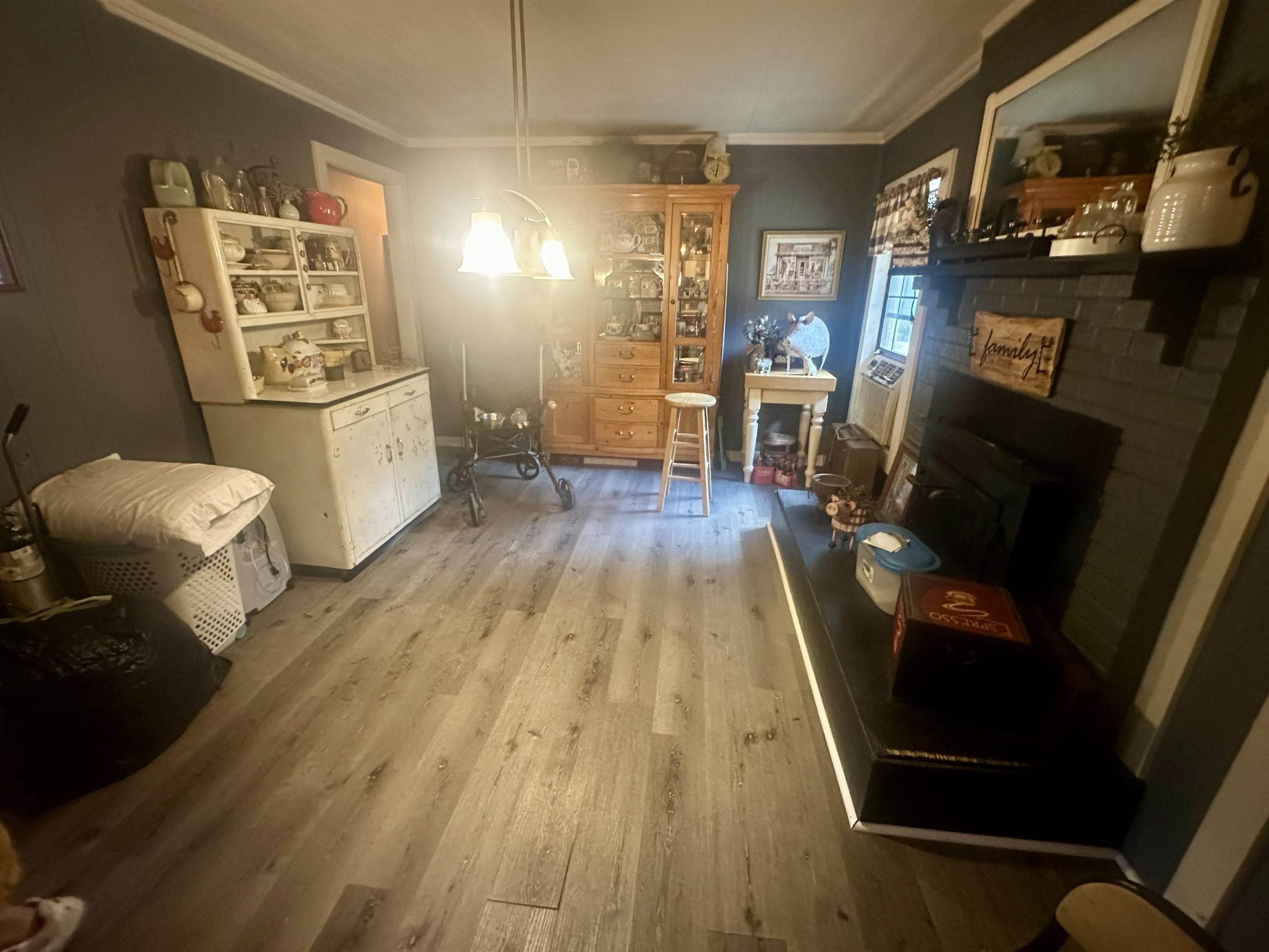 405 Brotherton - Photo 4