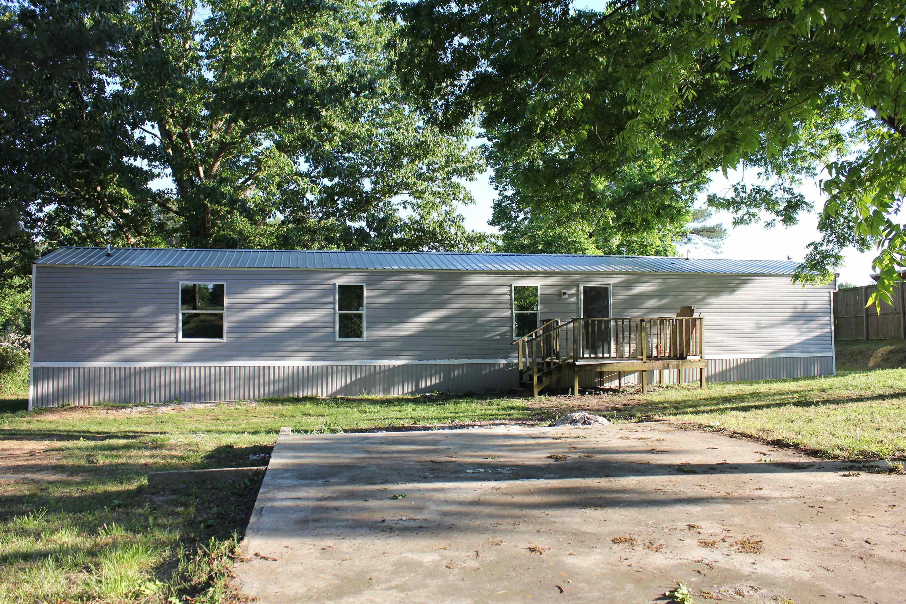135 Co Rd 810