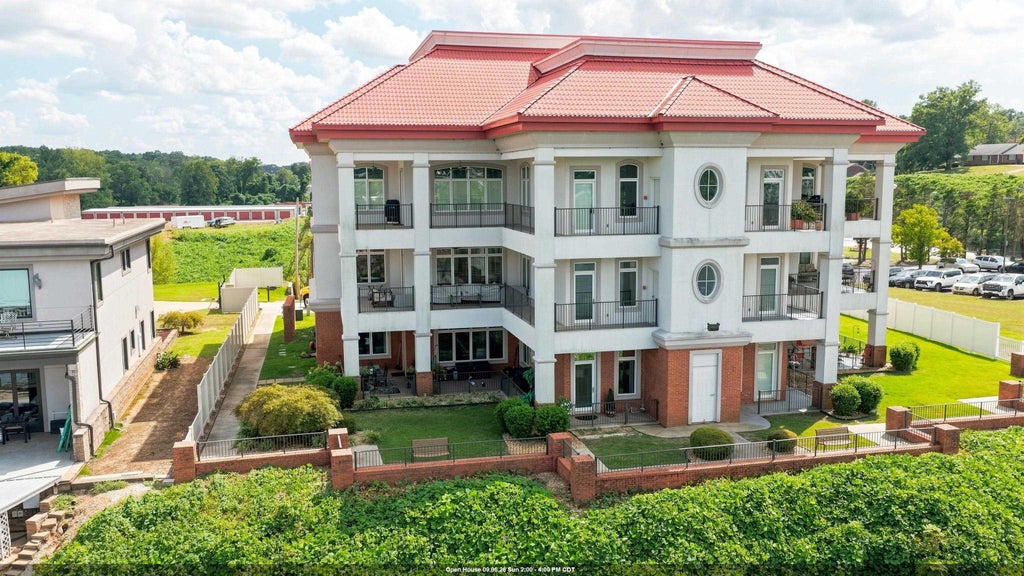 Photo of 2210 Ashe Blvd #2, Sheffield, AL 35660 (MLS # 531049)