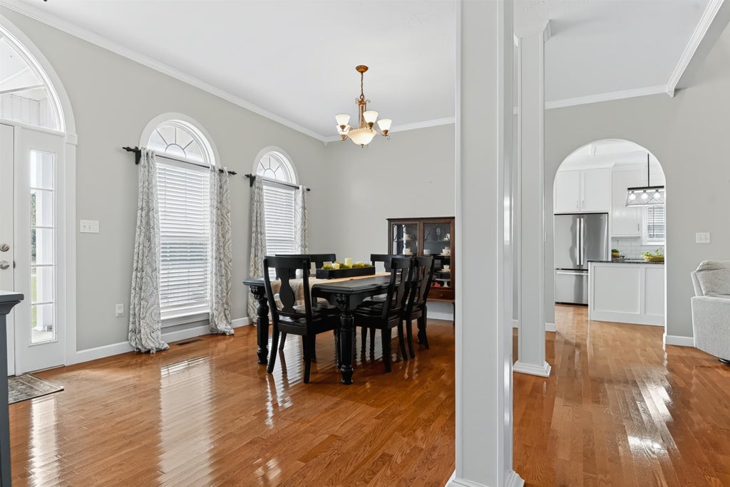 Photo of 643 Ridgecrest Ln, Killen, AL 35645 (MLS # 531256)