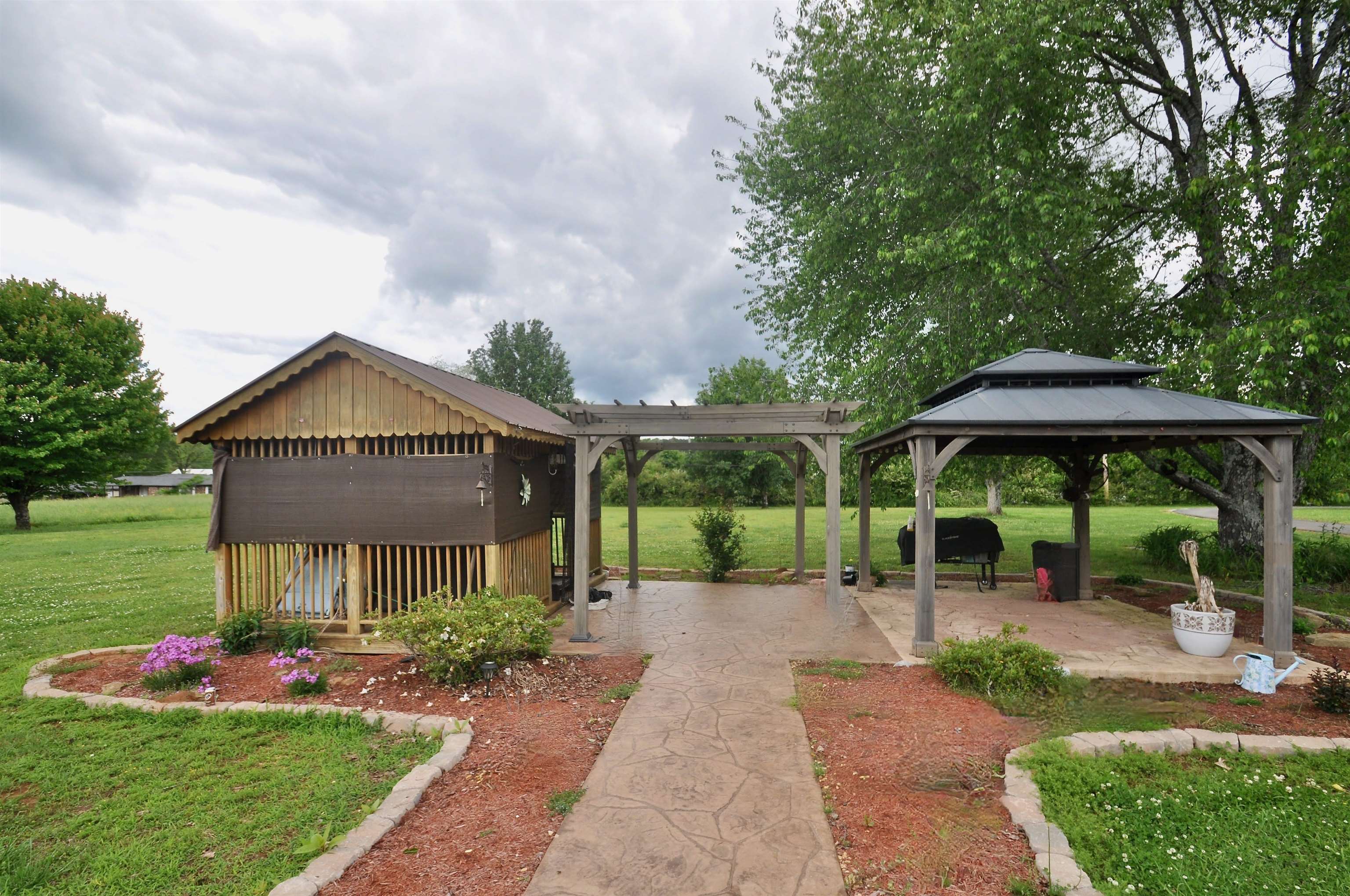 159 Williams Rd