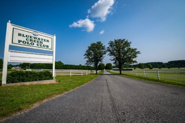9648 Hwy 72