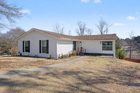 1542 Barton Cir NE Cullman AL 35055