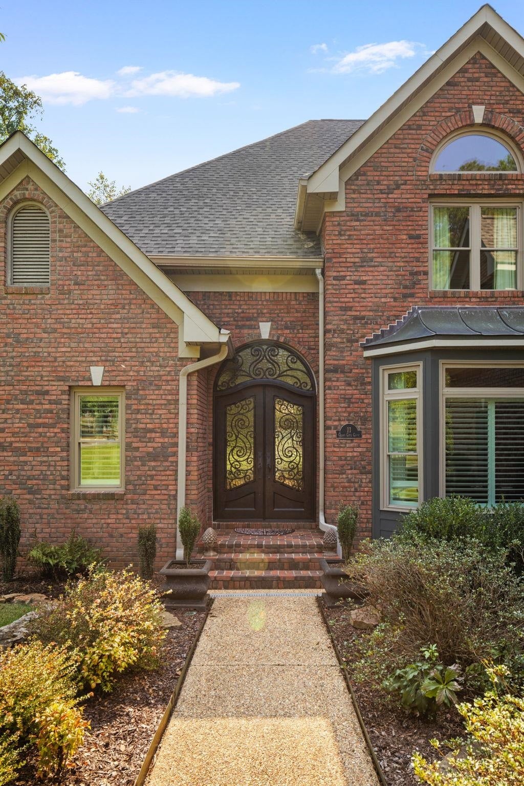 11 Cedar Cv