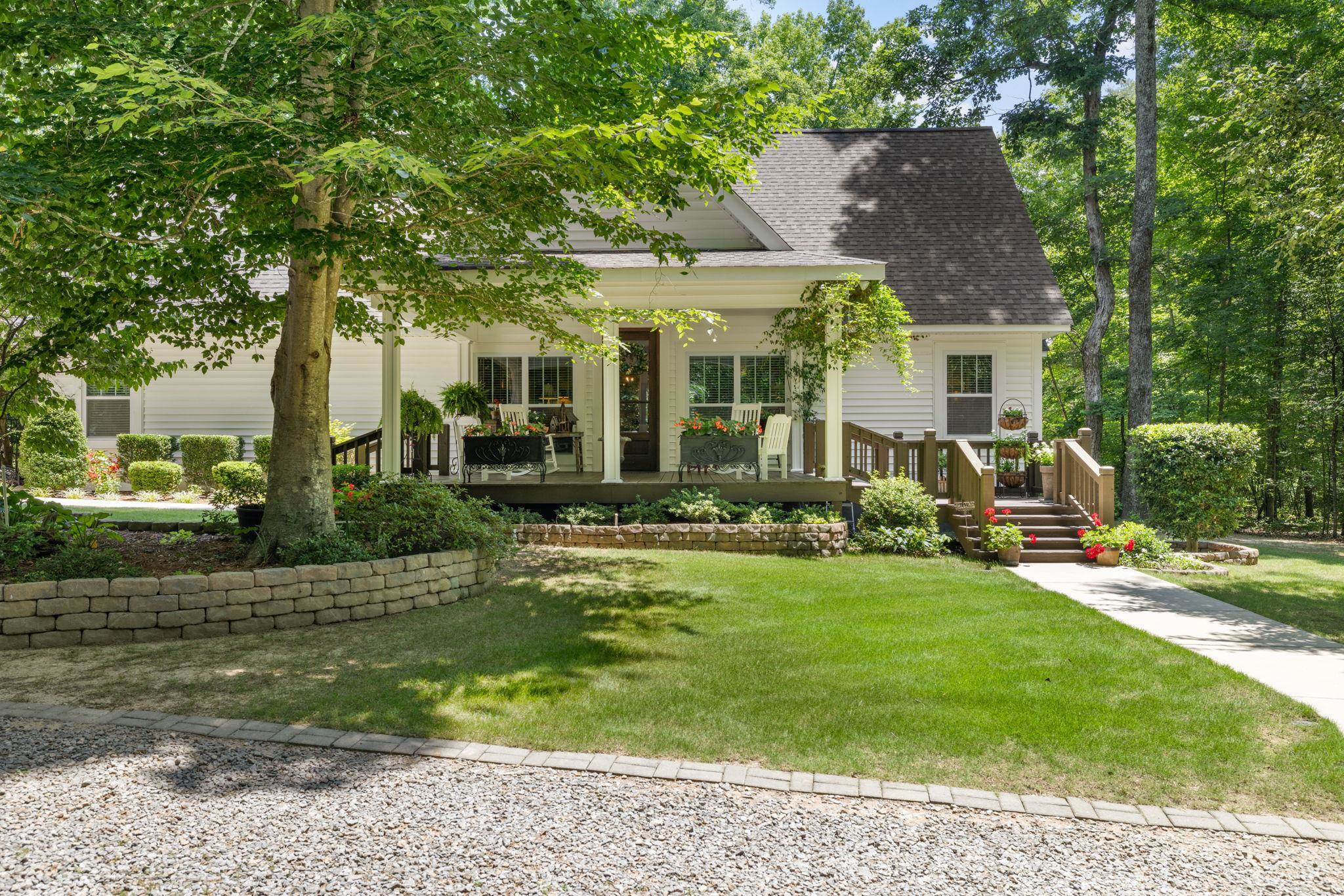 6870 Co Rd 437