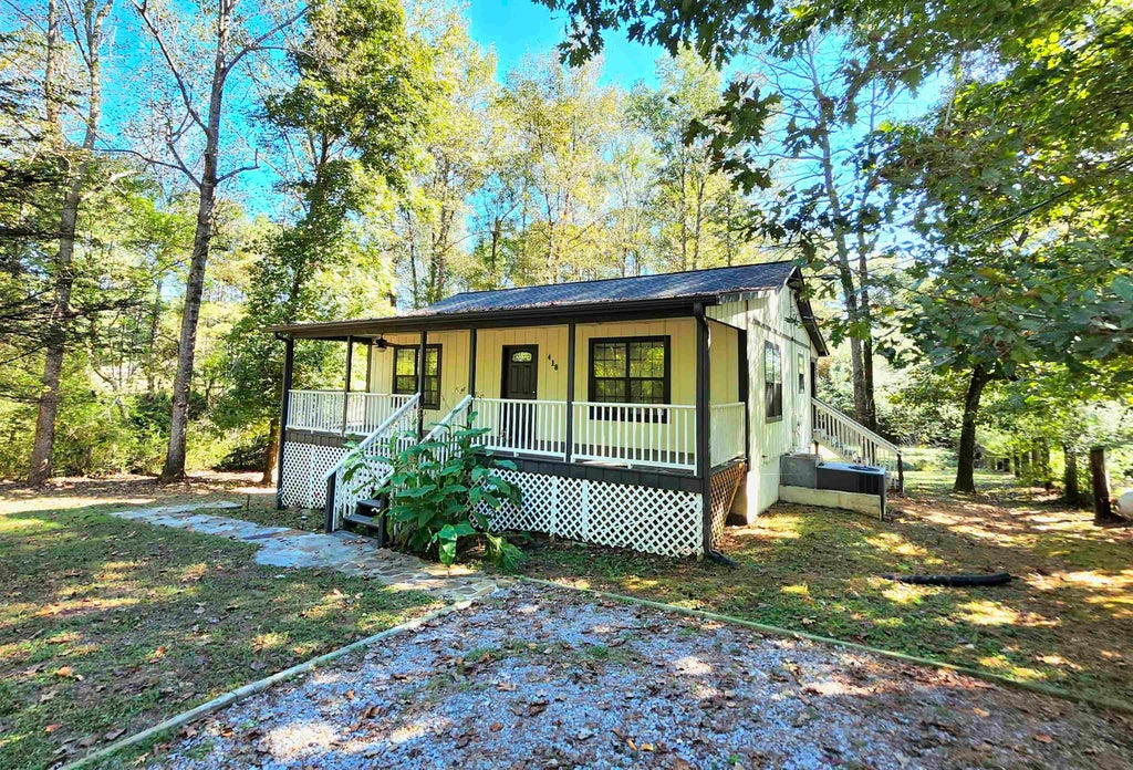 Photo of 418 Co Rd 1466, Cullman, AL 35055 (MLS # 531686)