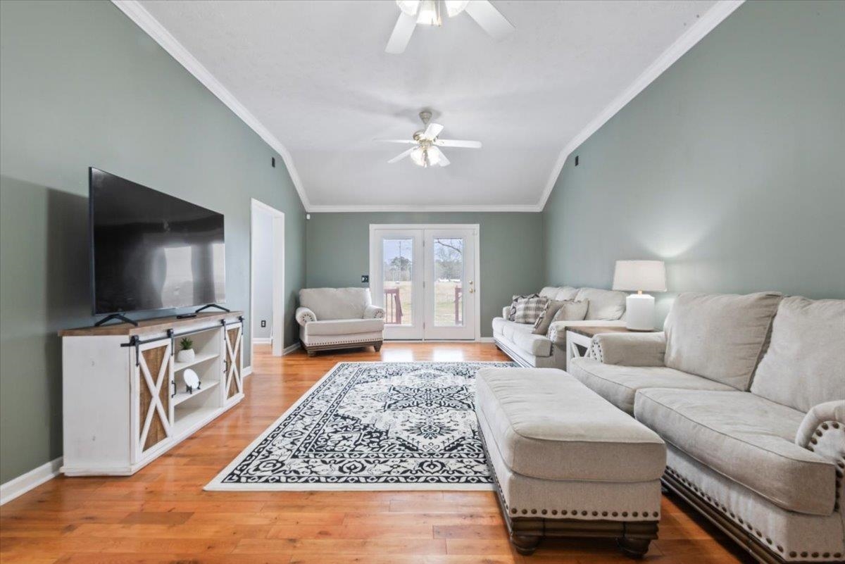 97 Pond View Dr