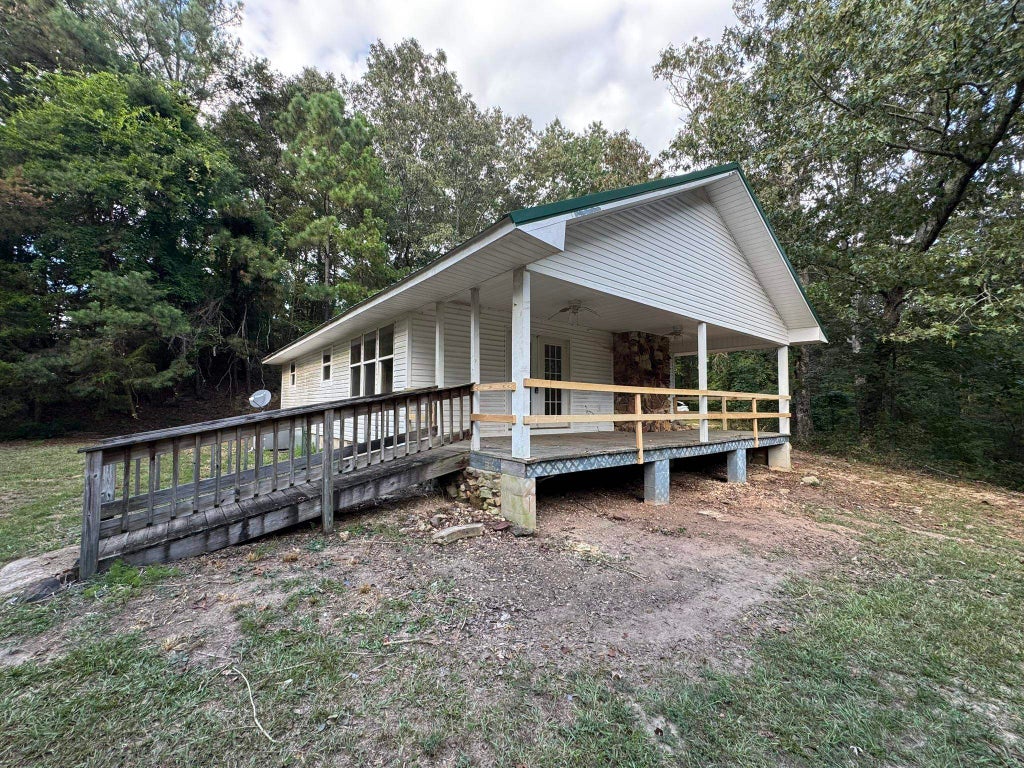 Photo of 2284 Nix Rd, Phil Campbell, AL 35581 (MLS # 531470)