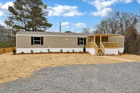 783 Co Rd 557 Hanceville AL 35077