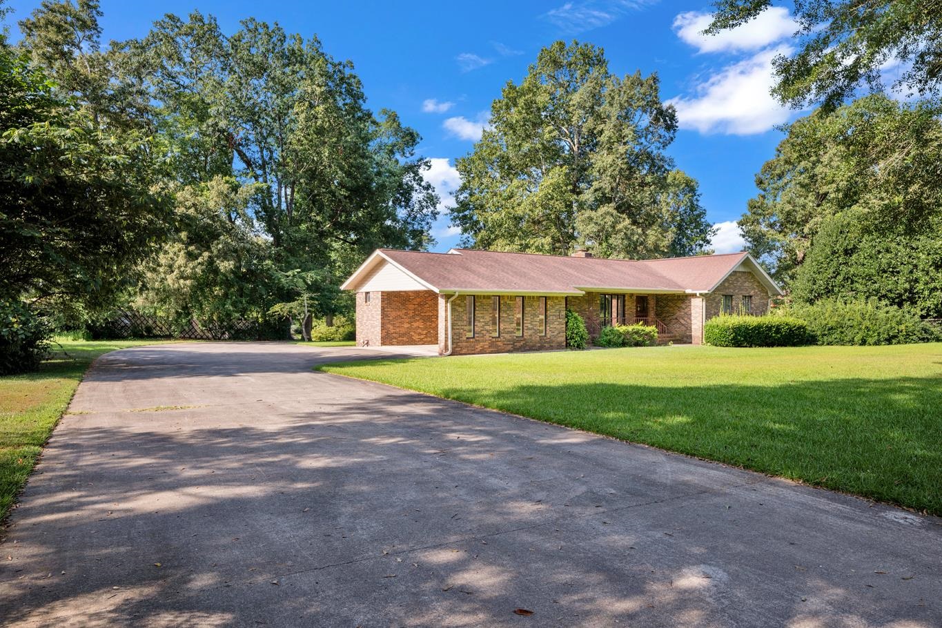 687 Co Rd 597