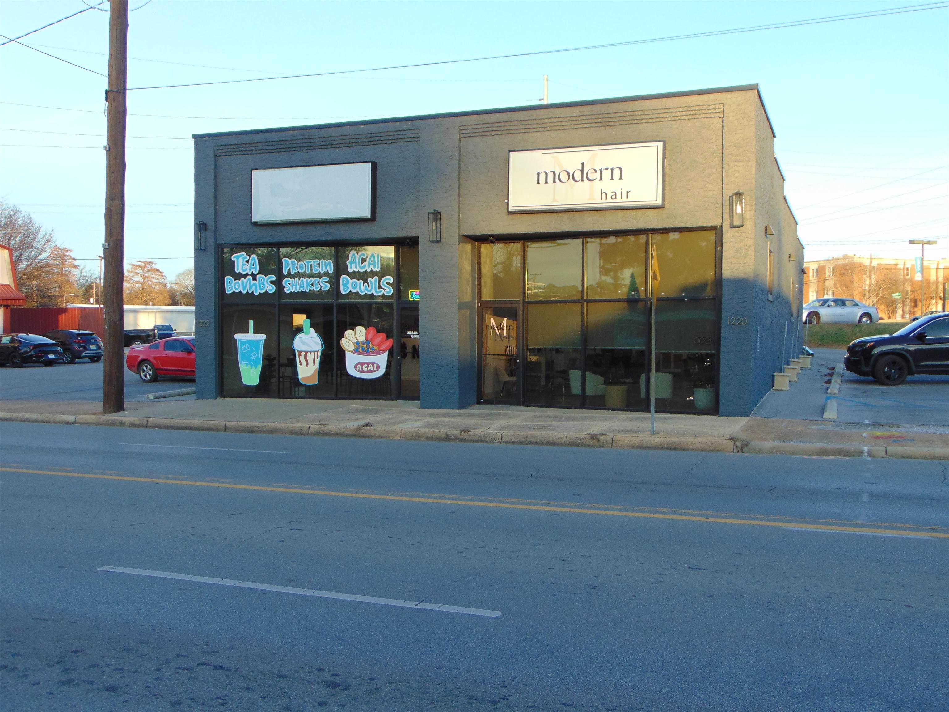 1220 N Wood Ave, Florence, AL 35630