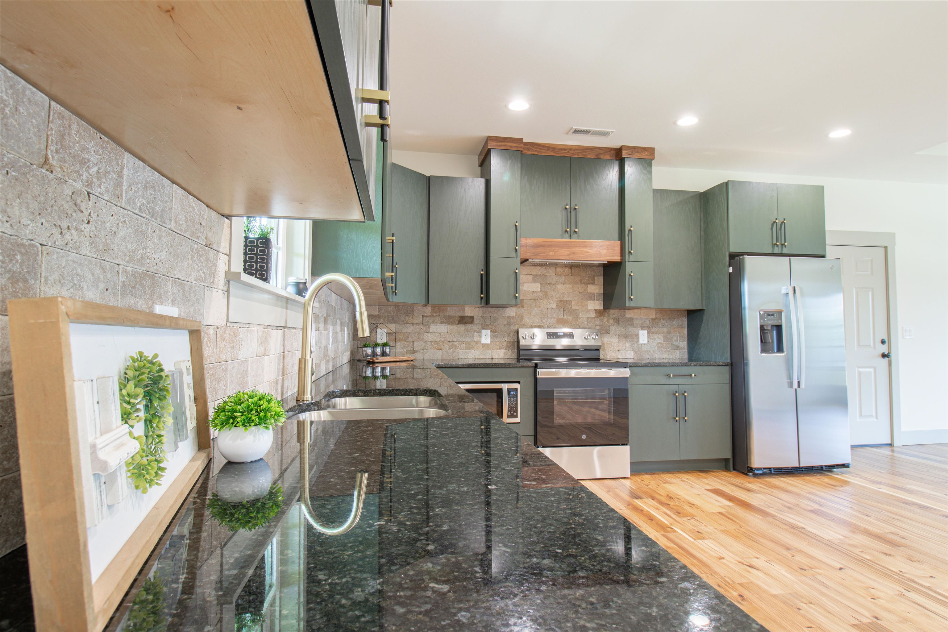 906 Co Rd 599