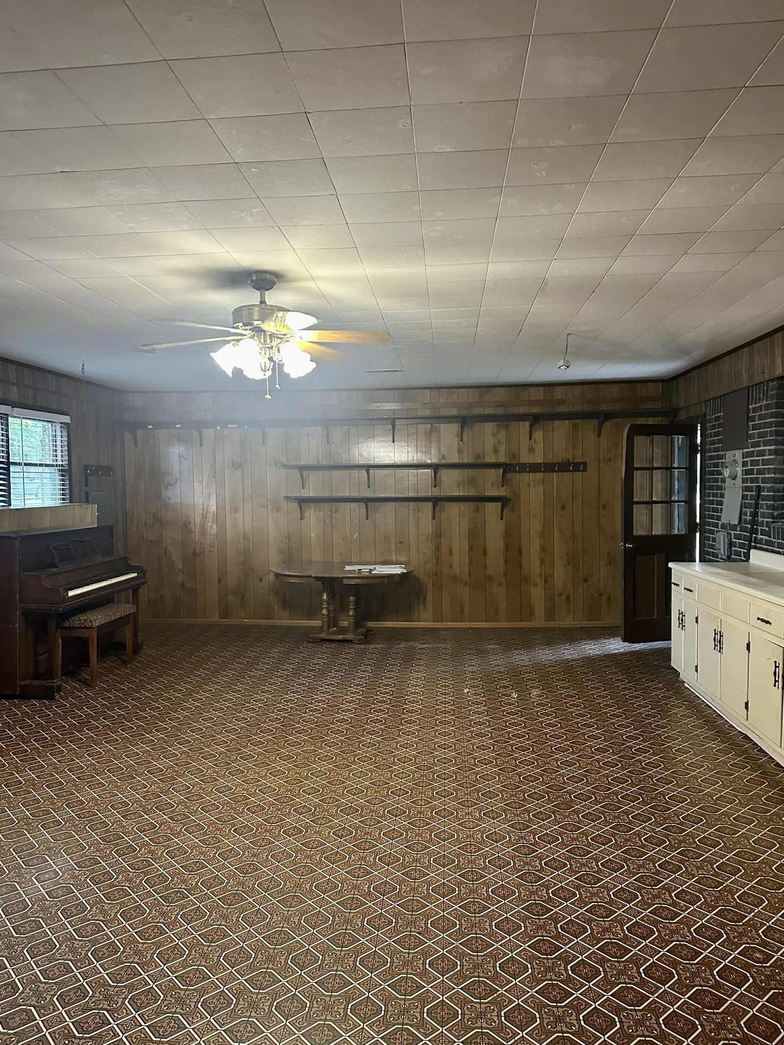 518 Highland St - Photo 2
