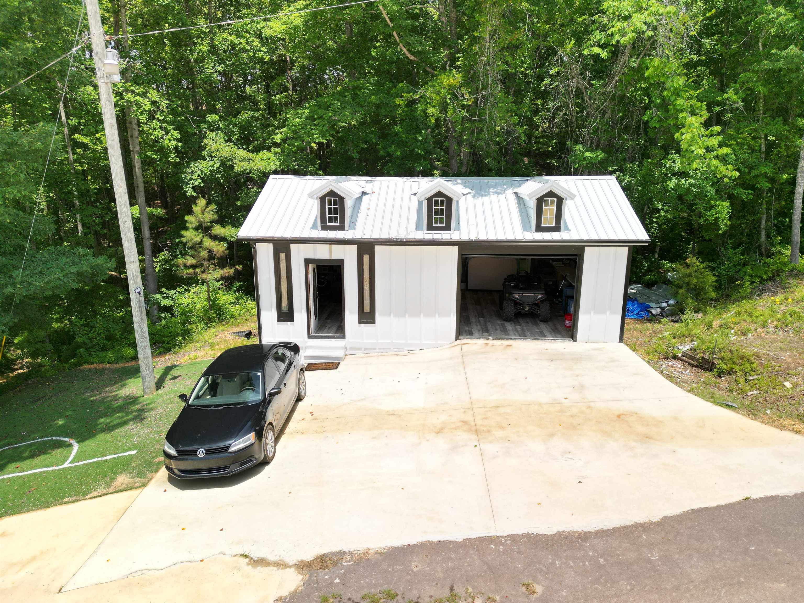 550 Avery Rd