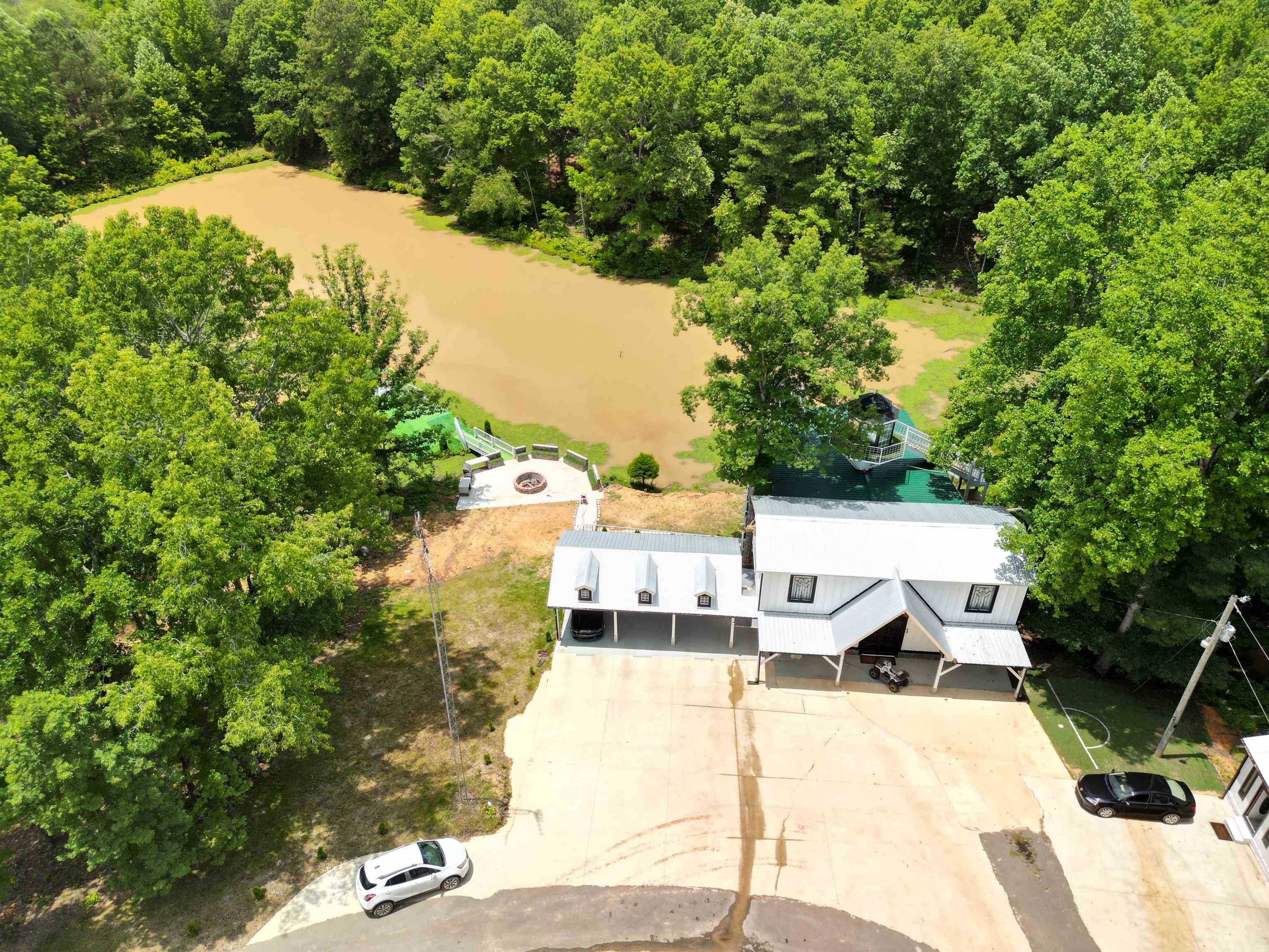 550 Avery Rd