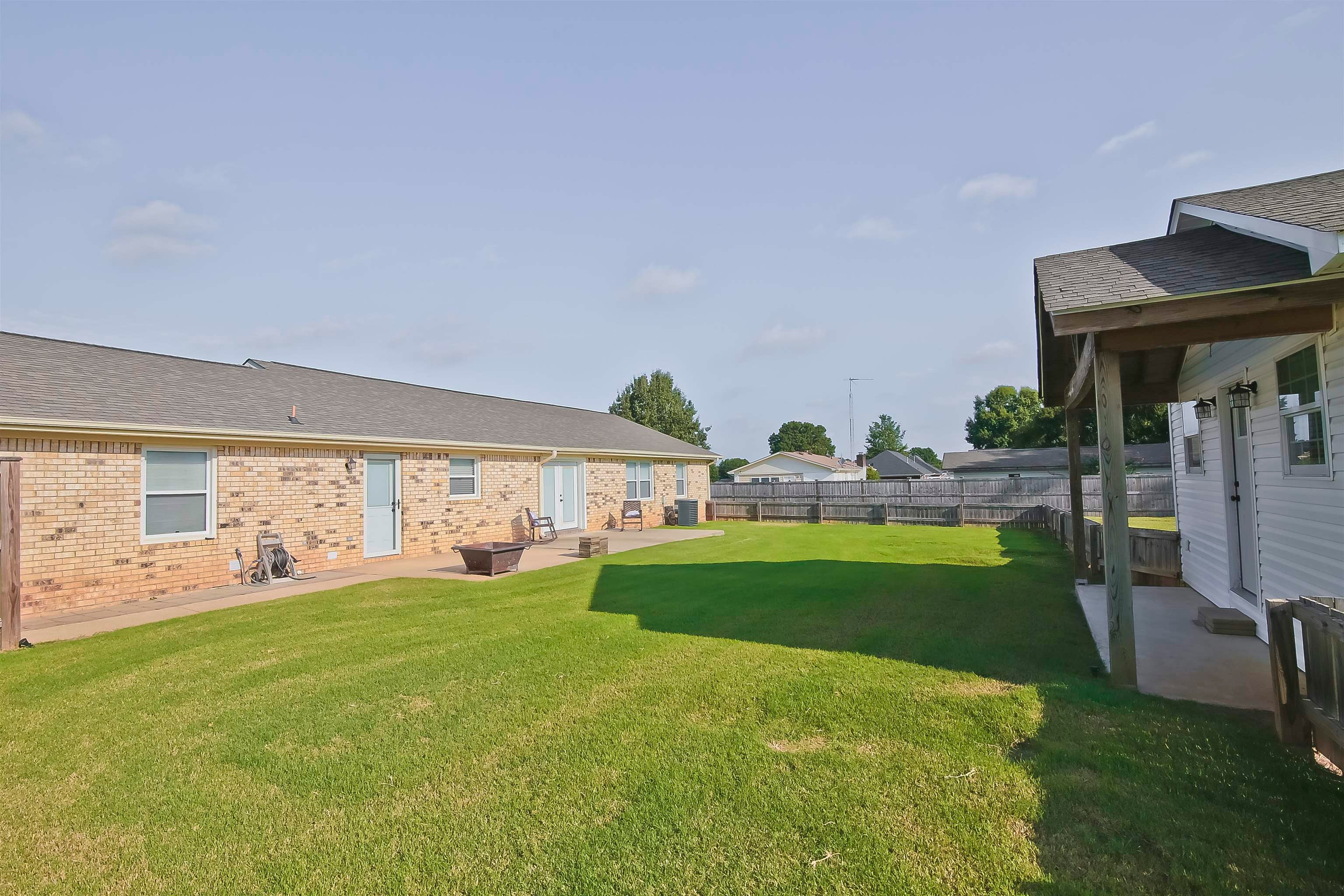 660 Blake Dr