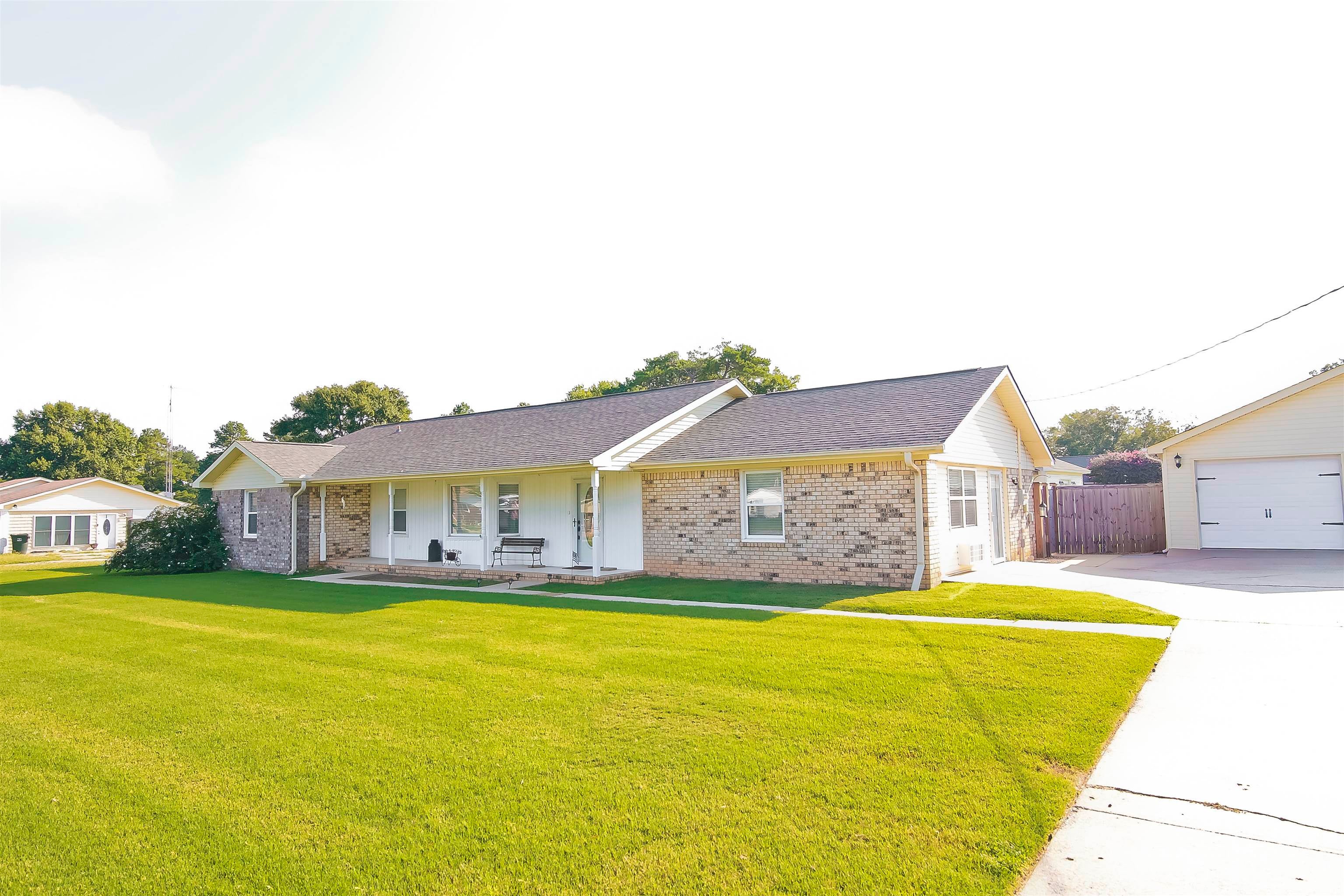 660 Blake Dr