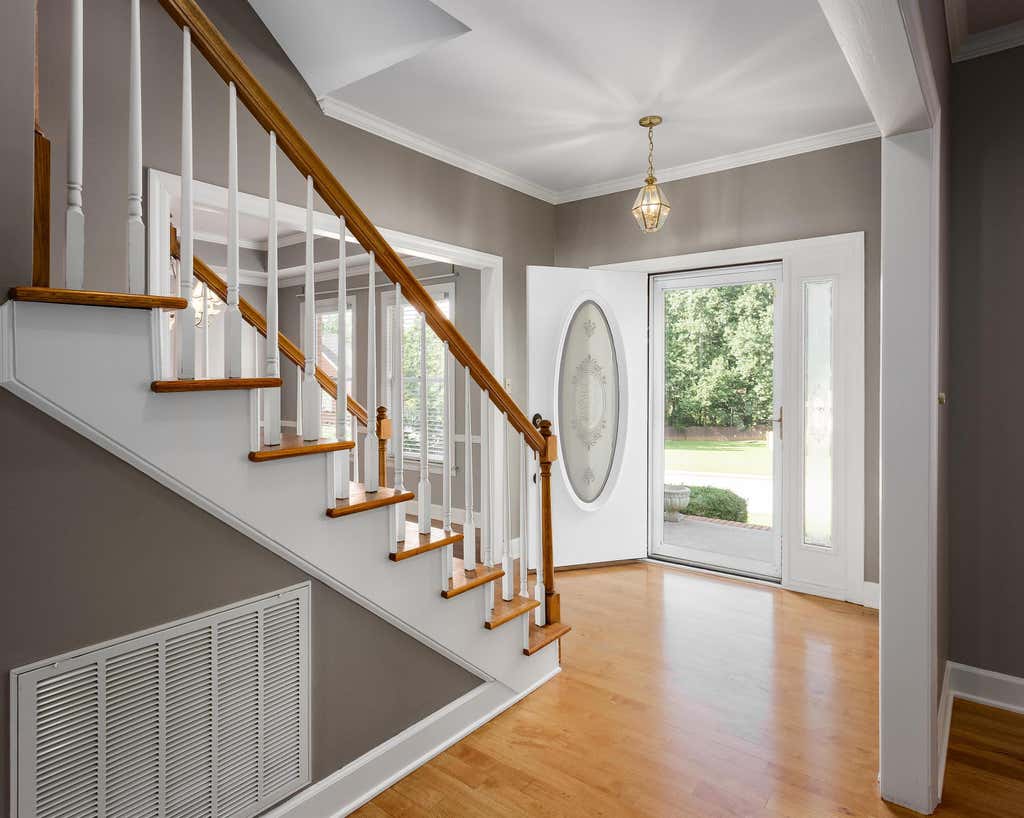 Photo of 111 Stoney Creek Dr, Florence, AL 35633 (MLS # 529543)