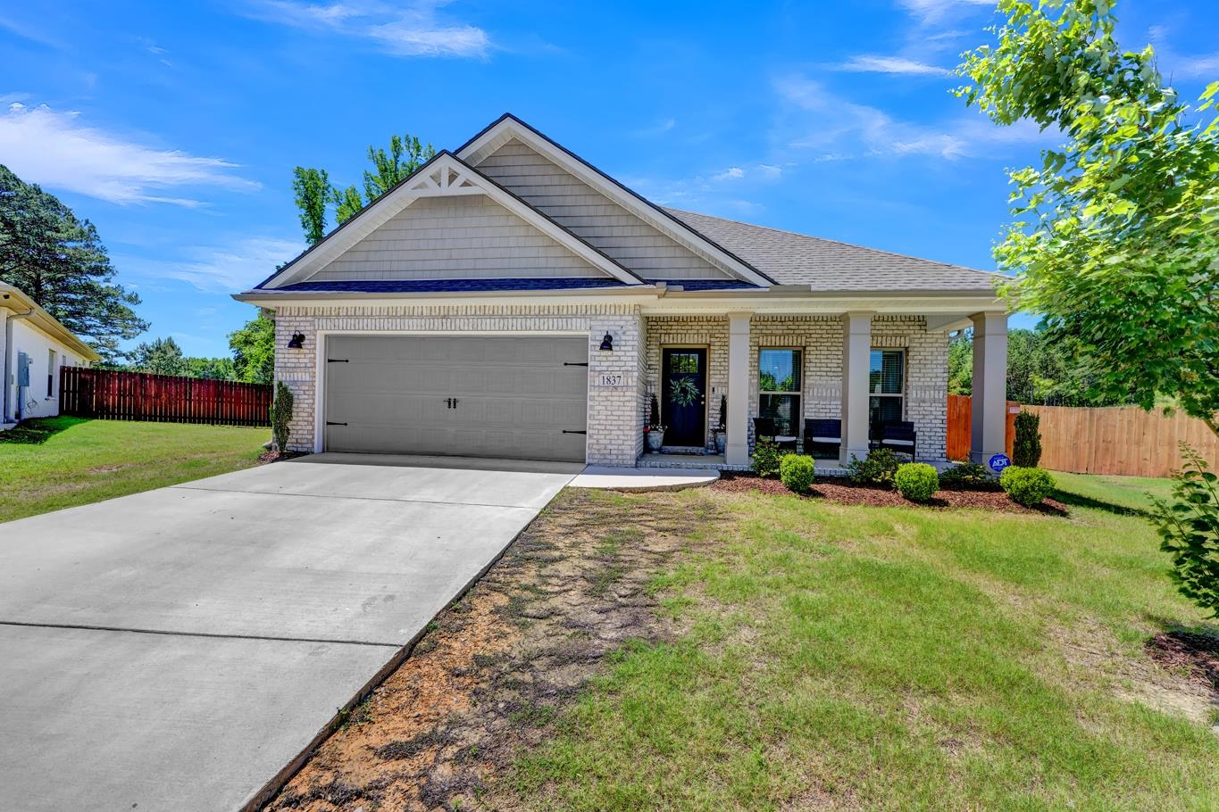 1837 Anise Cir SE