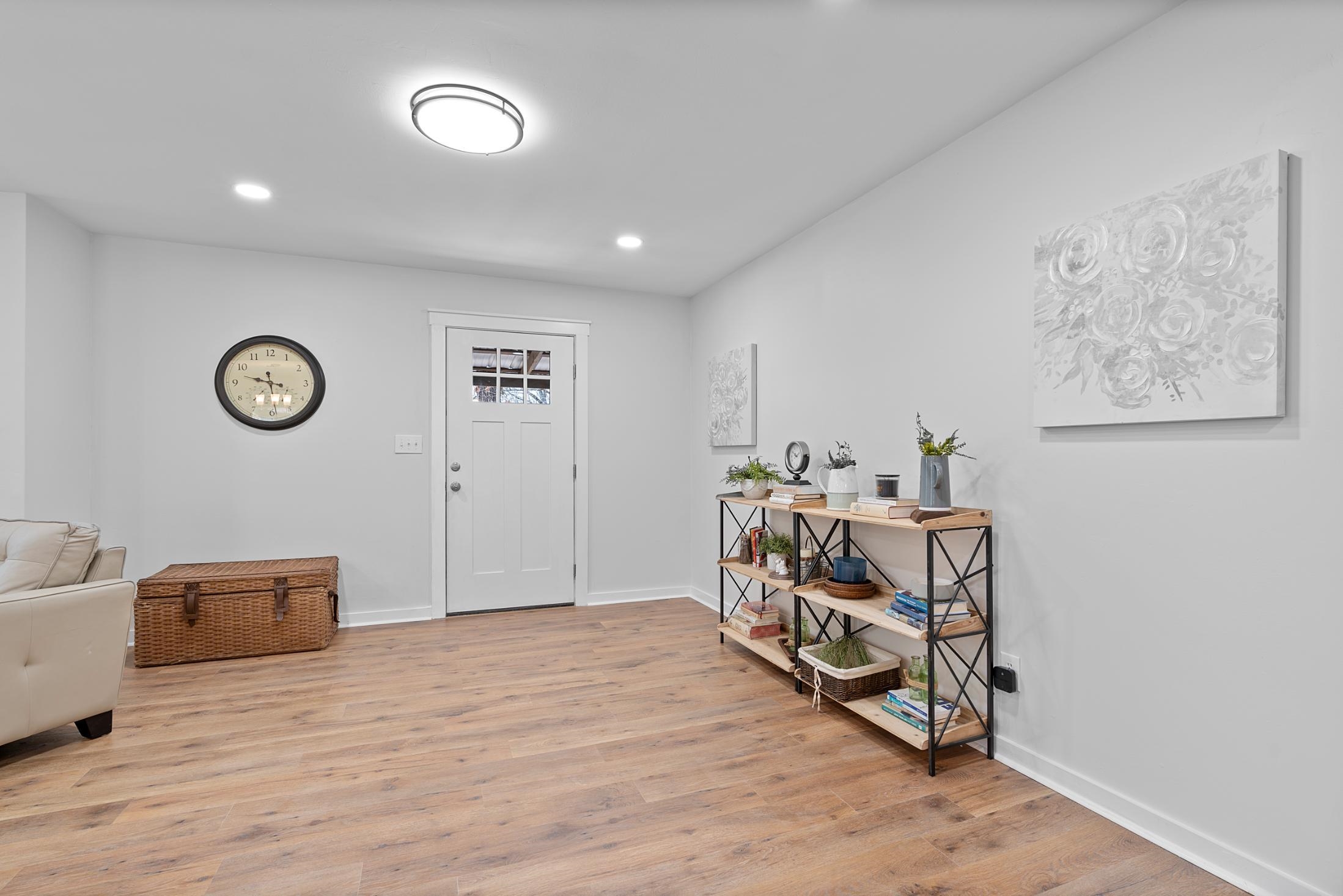 1317 Beth St NW