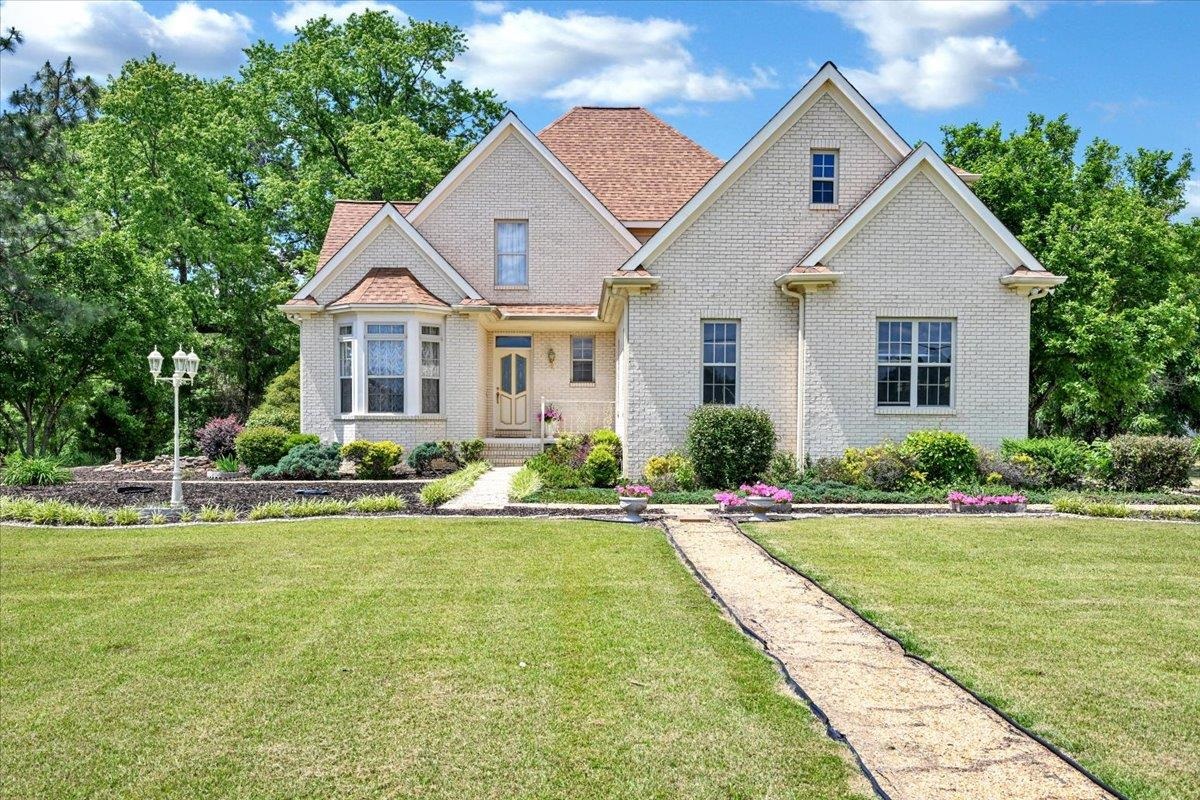 Photo 1 of 61 — 461 Co Rd 730, Cullman, AL 35055