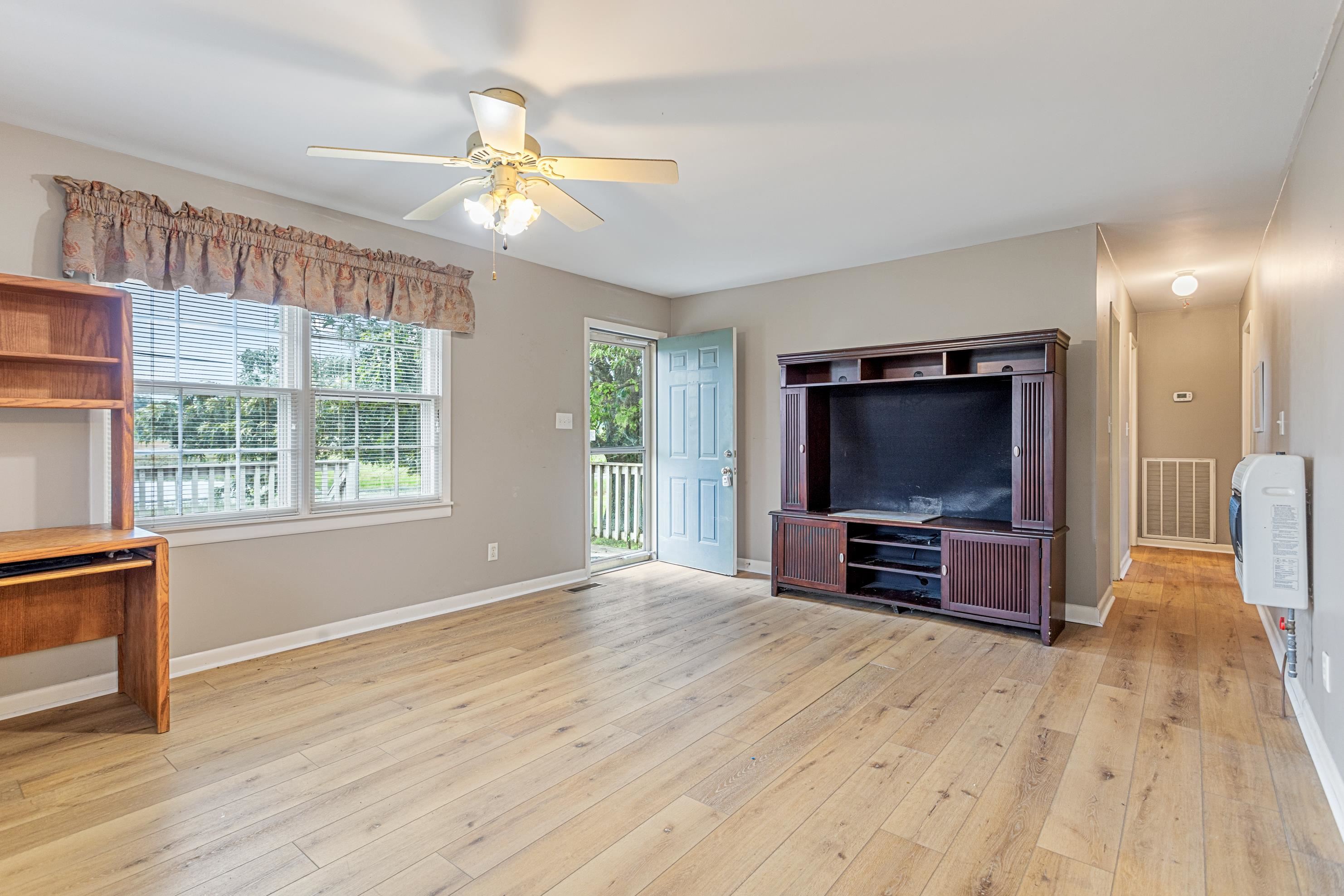 321 Co Rd 1476