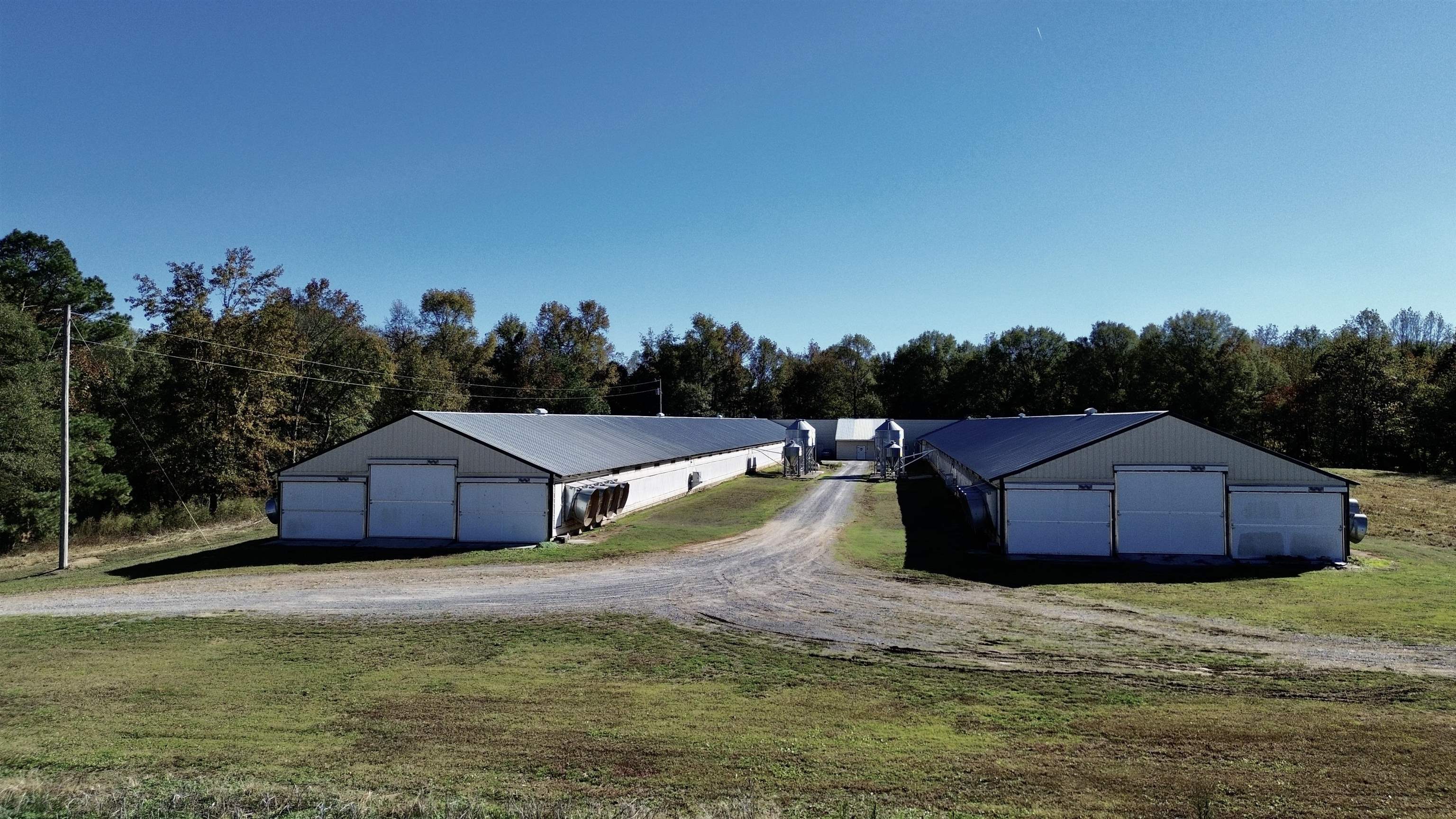 1373 & 1379 Co Rd 1669