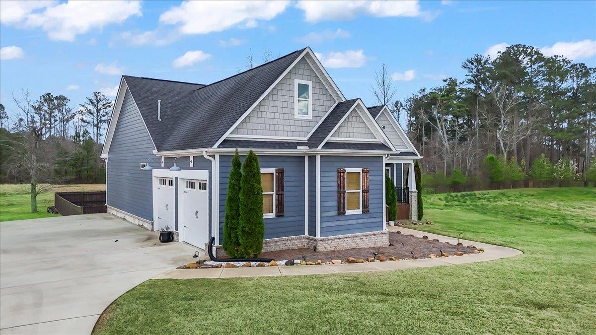 1844 Fox Meadow Tr SE