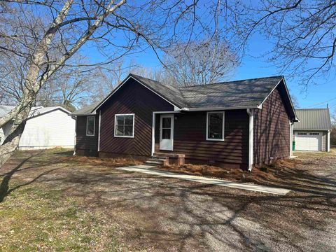 21 Short St Cullman AL 35057