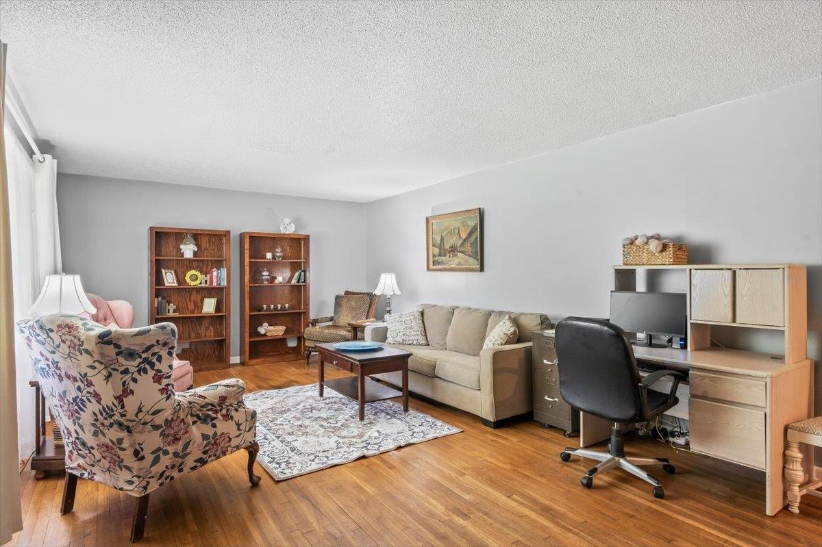 219 Co Rd 596