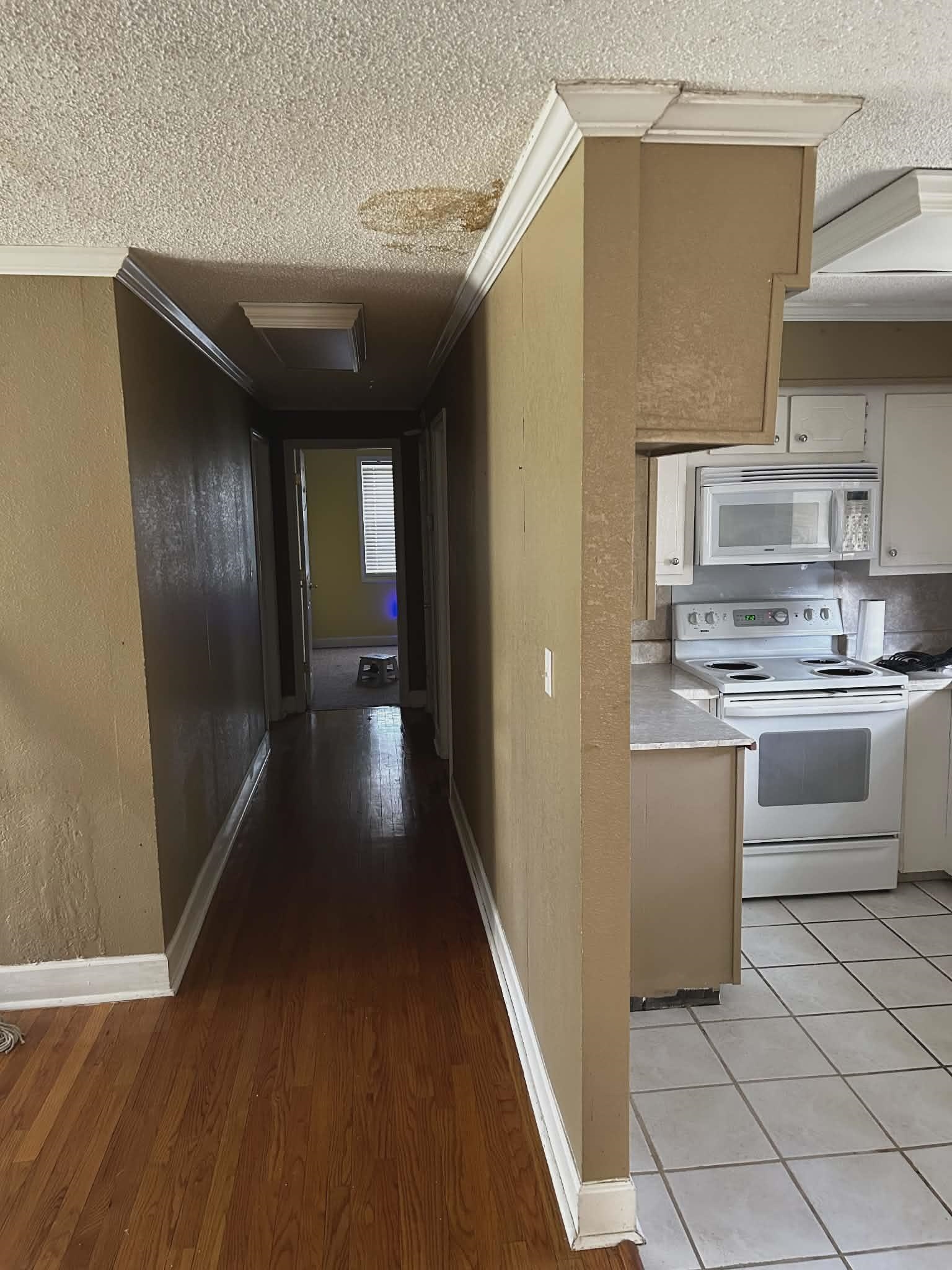 208 Chippewa DR - Photo 3