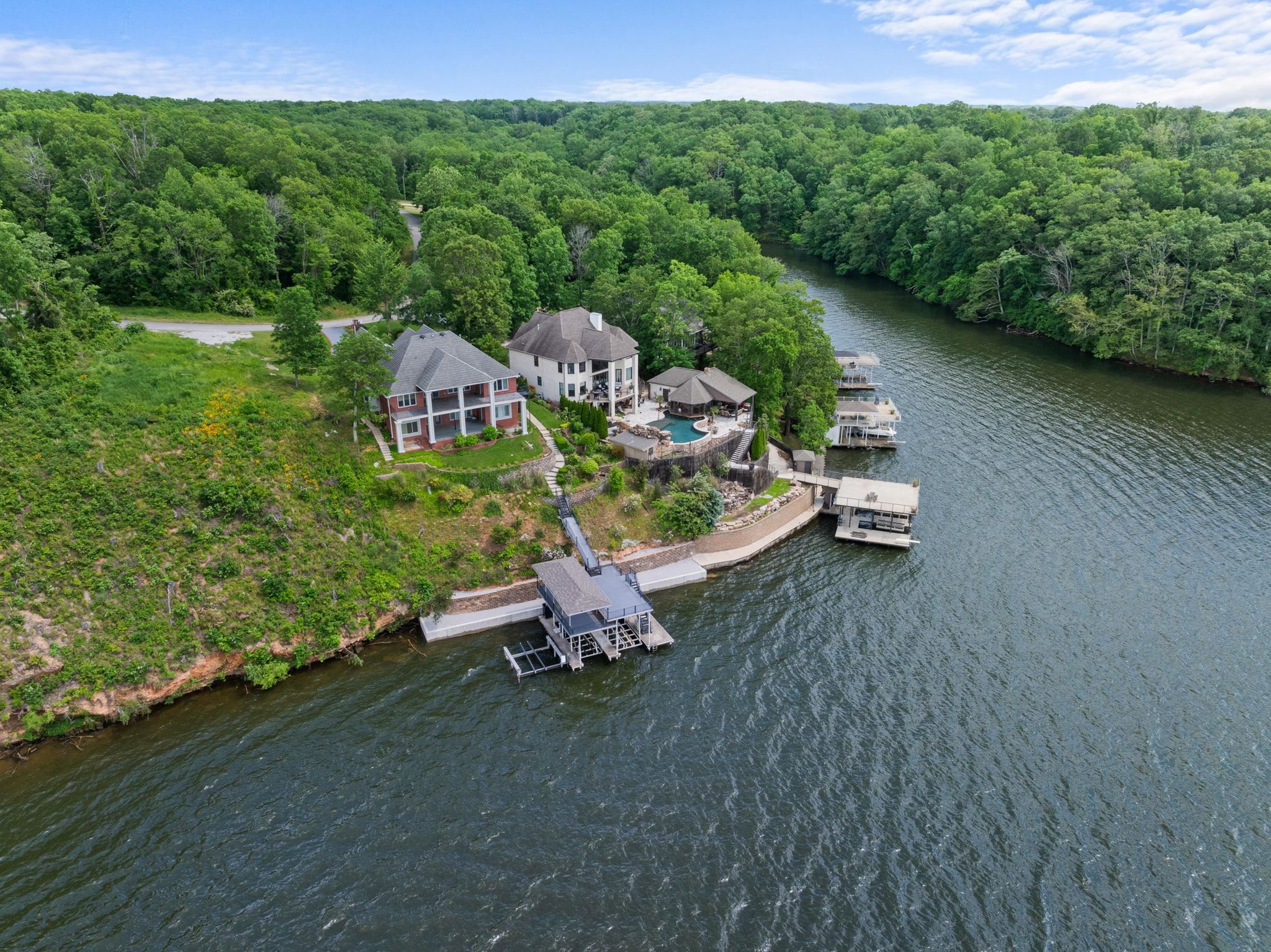 521 Wilson Lake Dr