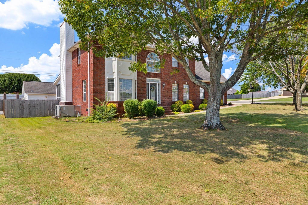Photo of 400 Prosperity Way, Muscle Shoals, AL 35661 (MLS # 530974)