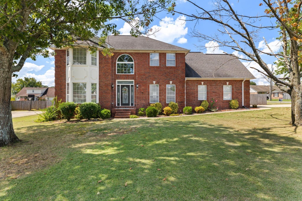 Photo of 400 Prosperity Way, Muscle Shoals, AL 35661 (MLS # 530974)