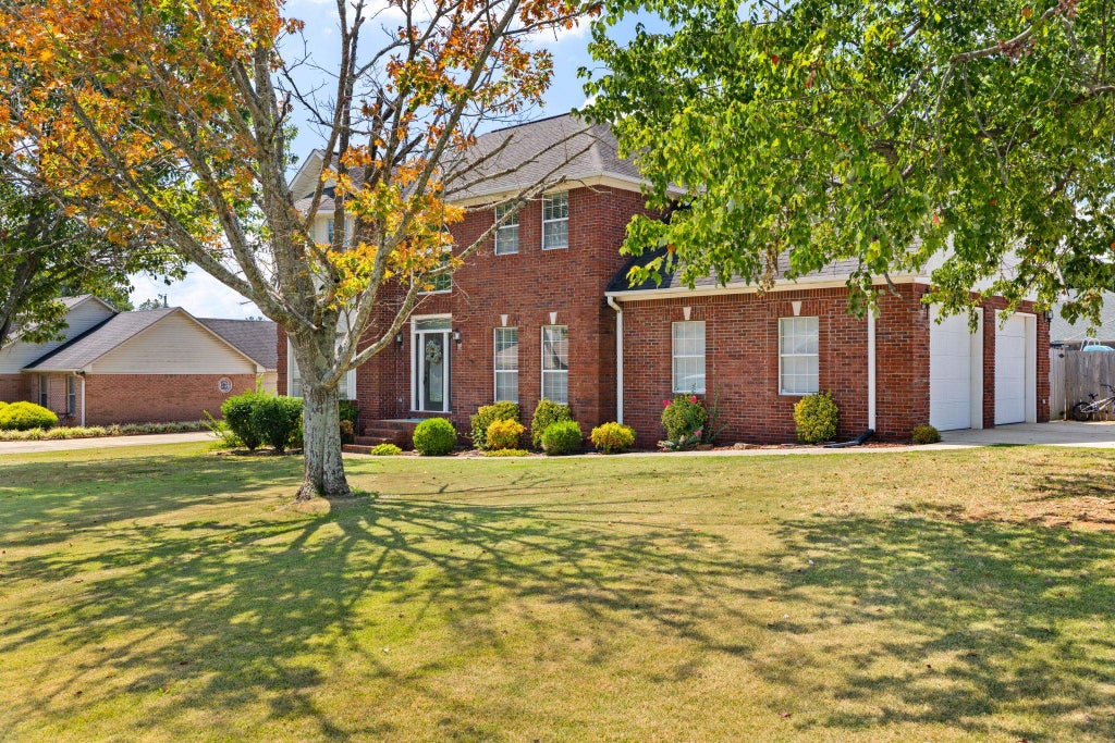 Photo of 400 Prosperity Way, Muscle Shoals, AL 35661 (MLS # 530974)