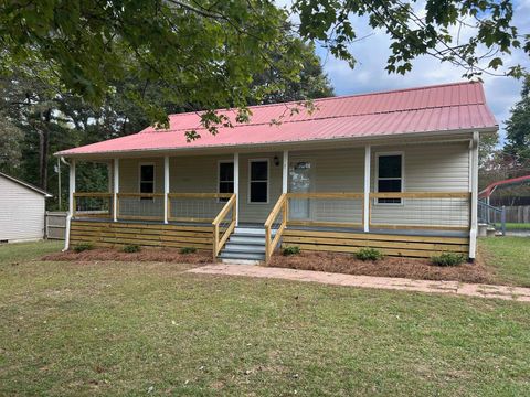 207 Walker Dr SW SW Arab AL