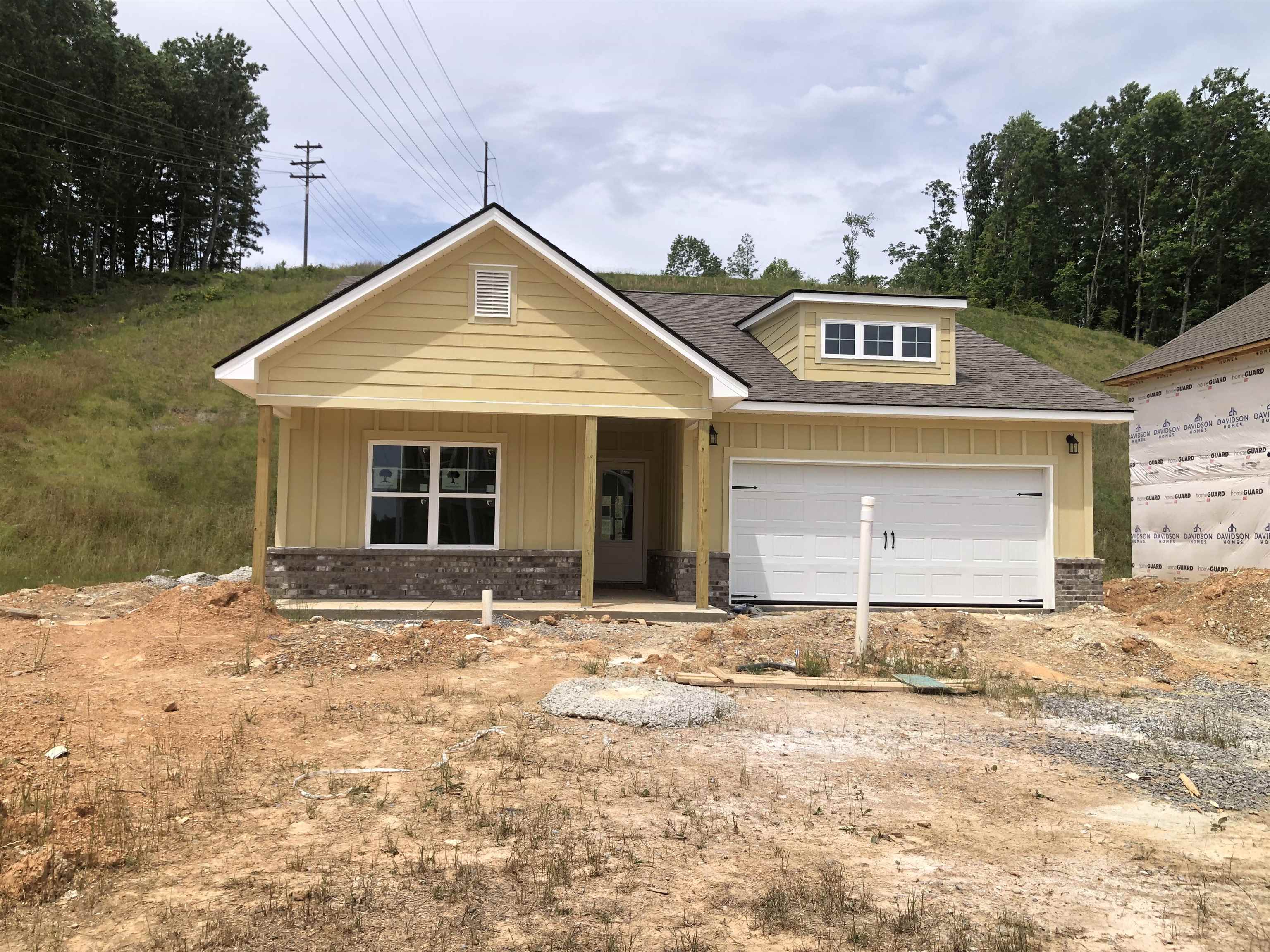 2021 Raspberry Ln