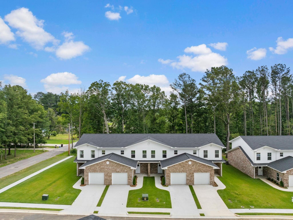 Photo of 308 Garden St, Cullman, AL 35055 (MLS # 529944)