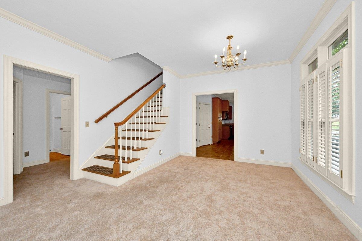 1724 Kensington Cir SW