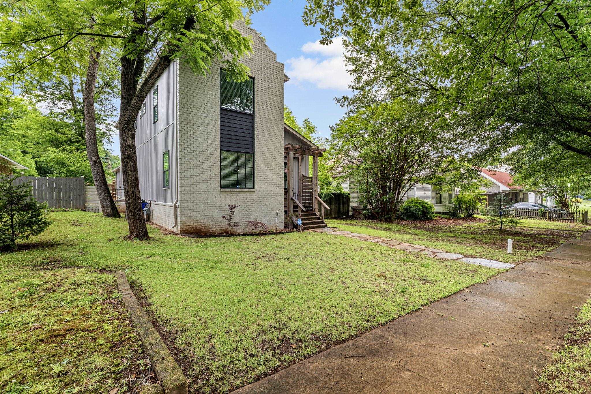 615 E Tuscaloosa St - Photo 3